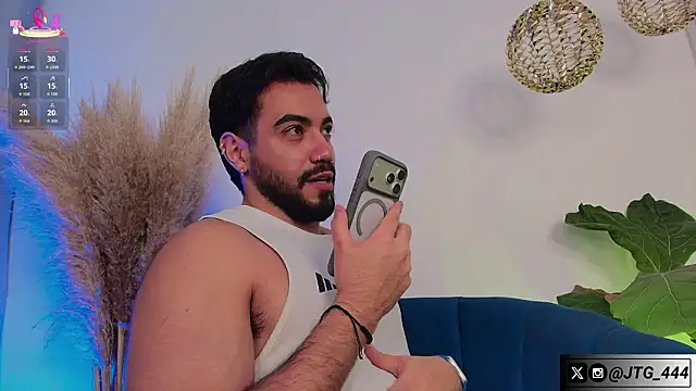 JeycobxBraand online show from March 2026 11:31:01 PM