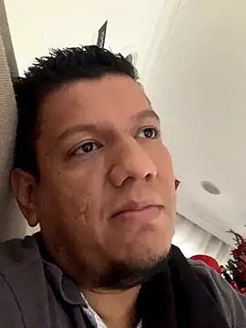 MarkGray  online show from November 2025 10:10:01 PM