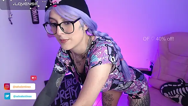 selvalentinex online show from November 2025 01:05:02 AM