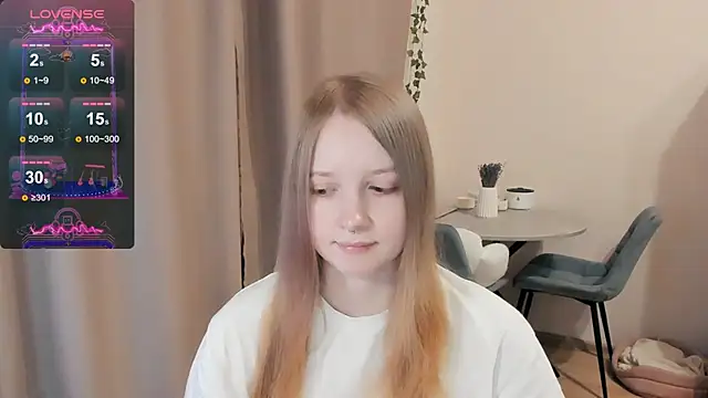 Snapshot of Alyaley chatting on September 2025 08:09:02 PM Alyaley online show from September 2025 08:09:02 PM