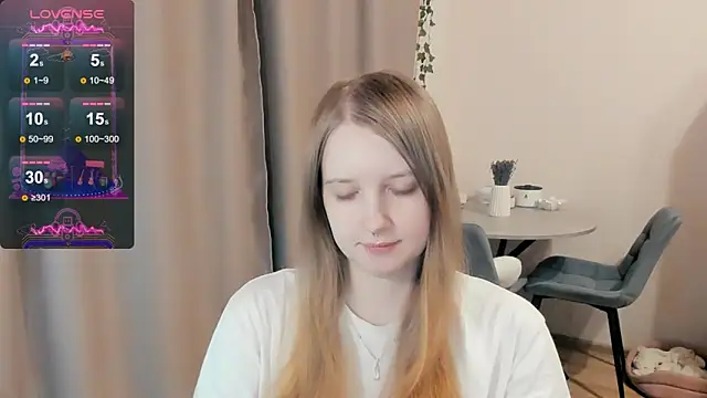 Snapshot of Alyaley chatting on September 2025 04:42:02 PM Alyaley online show from September 2025 04:42:02 PM