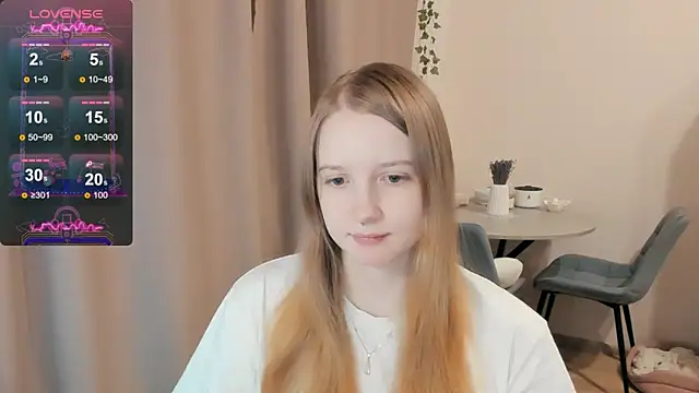 Snapshot of Alyaley chatting on September 2025 06:13:02 PM Alyaley online show from September 2025 06:13:02 PM