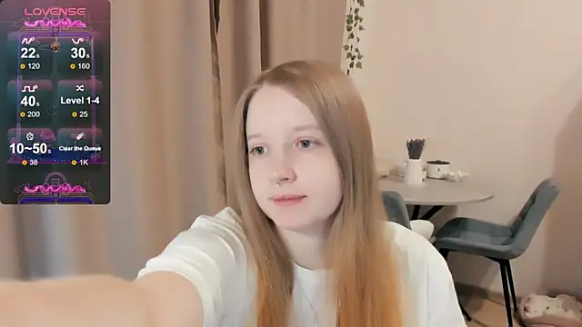 Snapshot of Alyaley chatting on October 2025 06:59:01 PM Alyaley online show from October 2025 06:59:01 PM