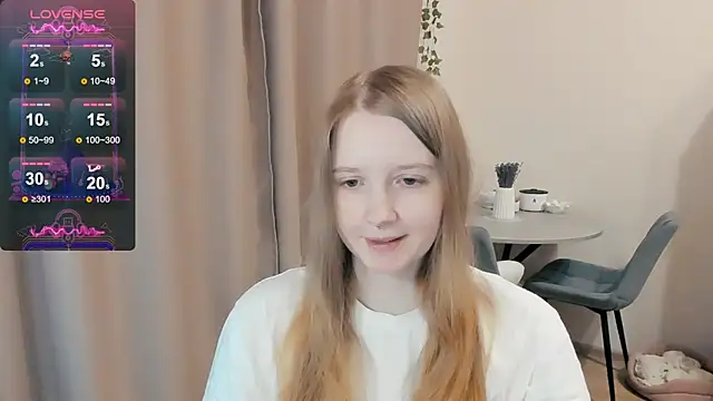 Snapshot of Alyaley chatting on October 2025 06:56:02 AM Alyaley online show from October 2025 06:56:02 AM