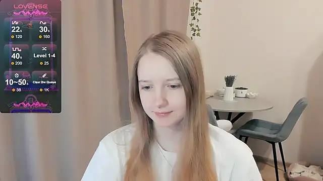 Snapshot of Alyaley chatting on October 2025 11:44:01 AM Alyaley online show from October 2025 11:44:01 AM