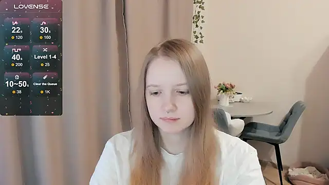 Snapshot of Alyaley chatting on November 2025 04:59:02 AM Alyaley online show from November 2025 04:59:02 AM