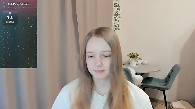 Snapshot of Alyaley chatting on December 2025 07:50:02 AM Alyaley online show from December 2025 07:50:02 AM