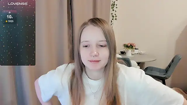 Snapshot of Alyaley chatting on December 2025 01:38:01 PM Alyaley online show from December 2025 01:38:01 PM