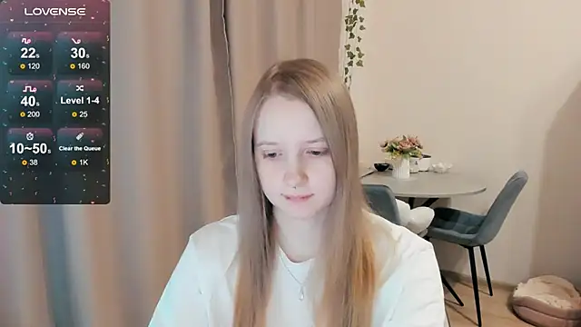 Snapshot of Alyaley chatting on December 2025 04:47:02 PM Alyaley online show from December 2025 04:47:02 PM