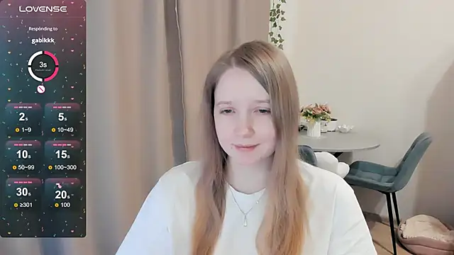 Snapshot of Alyaley chatting on December 2025 09:07:01 AM Alyaley online show from December 2025 09:07:01 AM