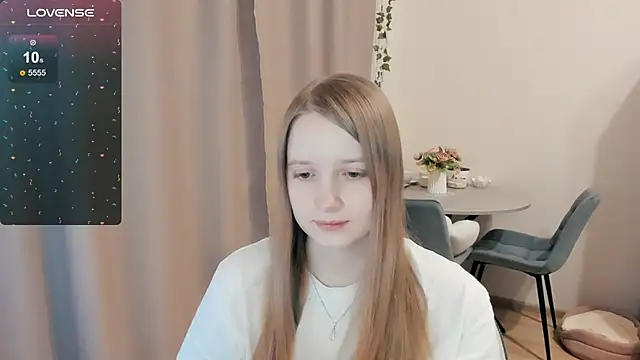 Snapshot of Alyaley chatting on January 2026 01:14:01 PM Alyaley online show from January 2026 01:14:01 PM