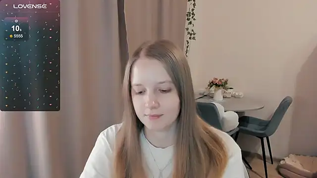 Snapshot of Alyaley chatting on February 2026 05:37:01 AM Alyaley online show from February 2026 05:37:01 AM