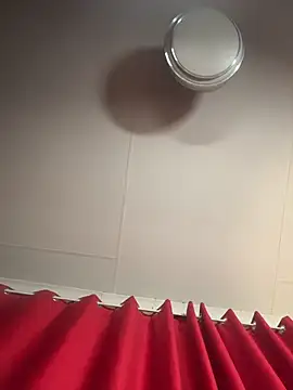 Astoria Moon online show from February 2026 07:25:02 PM