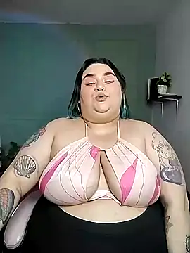 Snapshot of tiffany_laurens chatting on January 2025 02:14:02 AM tiffany laurens online show from January 2025 02:14:02 AM