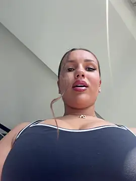 Snapshot of Syka0001 chatting on July 2026 10:47:01 AM Syka0001 online show from July 2026 10:47:01 AM