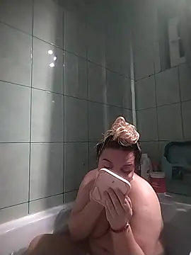 MikySWeet7 online show from September 2025 08:30:01 PM