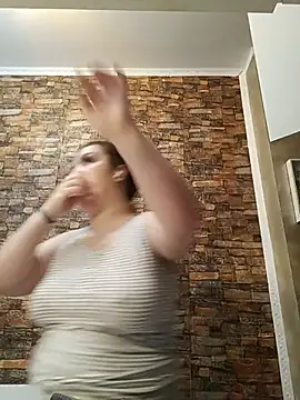 MikySWeet7 online show from June 2026 04:56:01 PM