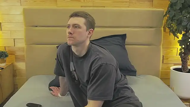 EthanPinkman online show from April 2026 04:09:02 AM