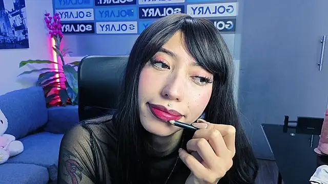 LilithCooperr  online show from May 2026 04:44:02 PM