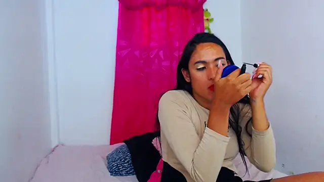 misss estrella online show from September 2025 08:32:02 PM