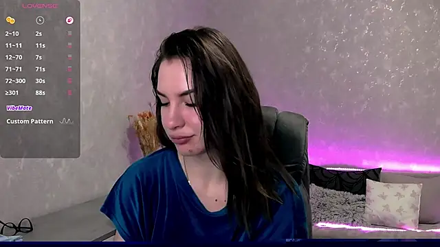 Naughty  Megan online show from November 2025 03:42:02 AM