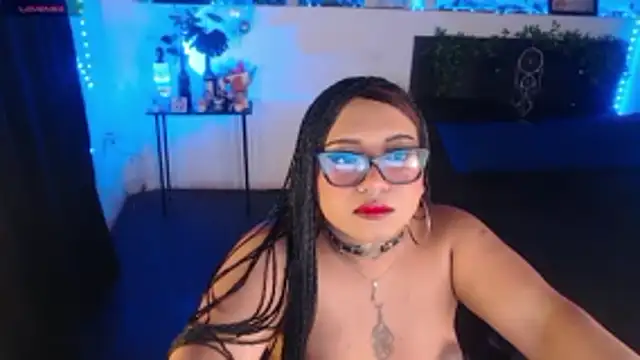 Snapshot of LiaScarlett chatting on October 2025 02:46:02 AM LiaScarlett online show from October 2025 02:46:02 AM