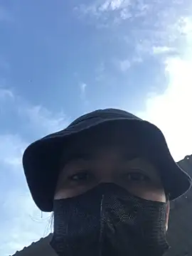 Snapshot of 2HotAsain4u chatting on January 2025 12:37:02 AM 2HotAsain4u online show from January 2025 12:37:02 AM