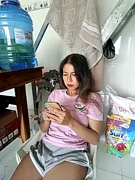 Snapshot of 2HotAsain4u chatting on February 2025 01:21:01 AM 2HotAsain4u online show from February 2025 01:21:01 AM