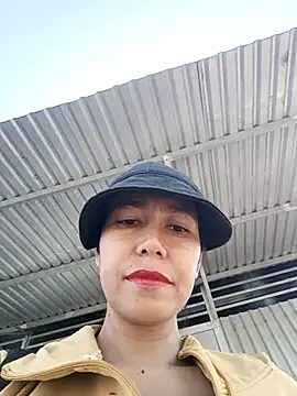 Snapshot of 2HotAsain4u chatting on February 2025 02:20:01 AM 2HotAsain4u online show from February 2025 02:20:01 AM