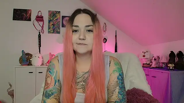 PinkHurricaneOfficial online show from September 2025 02:20:01 PM