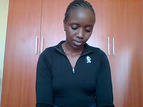 sexy darleen23 online show from October 2025 01:00:02 PM