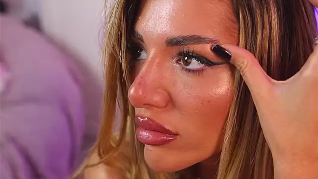 ClaraHazel online show from November 2025 05:06:01 AM