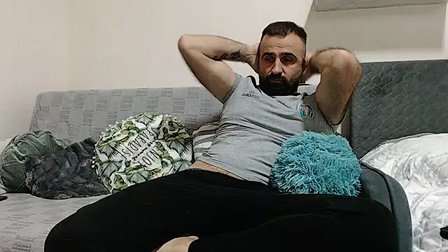 ivat80 online show from December 2024 05:47:02 PM