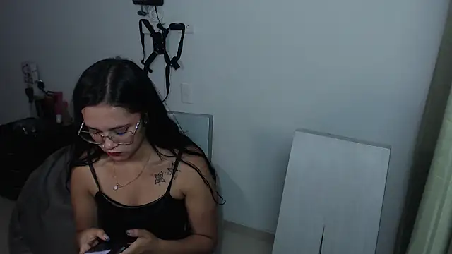 01antoniafranco online show from March 2025 11:21:02 PM