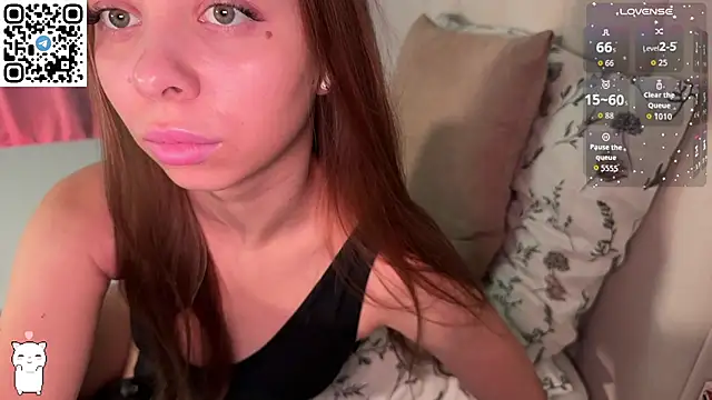 lovelykaylee online show from November 2025 01:06:02 PM