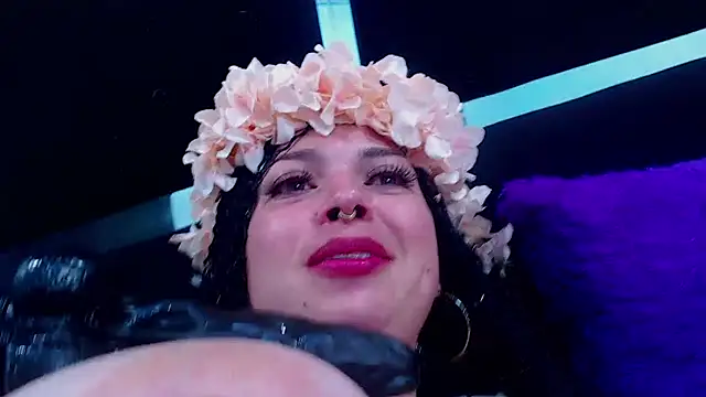 Cocoo Nuth online show from January 2025 12:12:02 PM