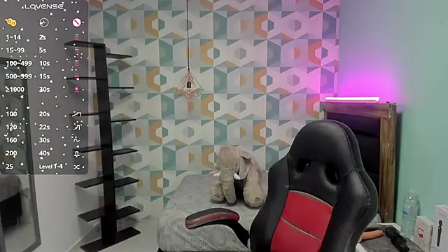 CATIAJONES online show from January 2025 06:35:01 PM