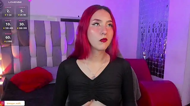 Megan wolf1  online show from January 2025 04:41:01 AM