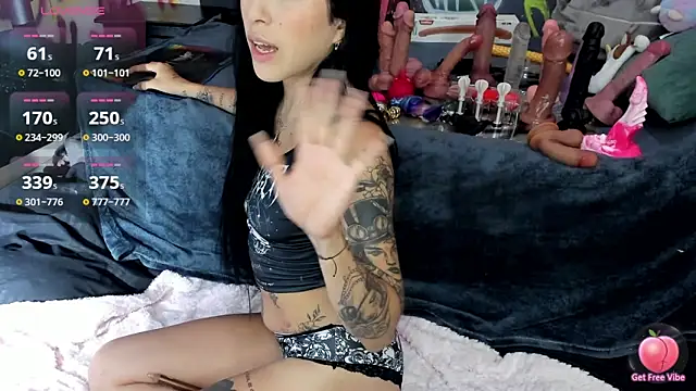 chaymae nah  online show from May 2026 09:39:01 AM