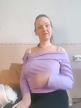 Evelina cute online show from January 2025 12:13:01 PM