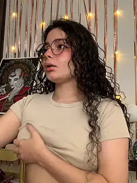 Snapshot of Antoniart_ chatting on January 2025 03:32:02 AM Antoniart online show from January 2025 03:32:02 AM