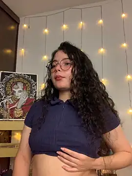 Snapshot of Antoniart_ chatting on February 2025 02:28:02 AM Antoniart online show from February 2025 02:28:02 AM