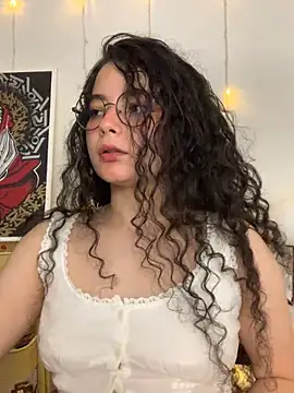 Snapshot of Antoniart_ chatting on February 2025 12:41:01 AM Antoniart online show from February 2025 12:41:01 AM