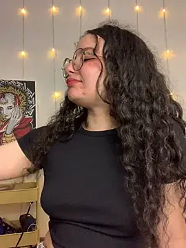 Snapshot of Antoniart_ chatting on March 2025 03:51:01 AM Antoniart online show from March 2025 03:51:01 AM