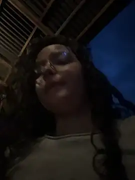 Snapshot of Antoniart_ chatting on November 2025 10:53:02 PM Antoniart online show from November 2025 10:53:02 PM