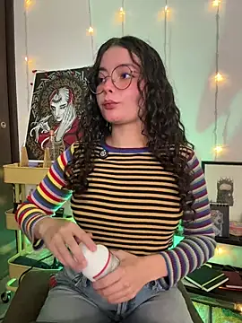 Snapshot of Antoniart_ chatting on December 2025 01:46:02 AM Antoniart online show from December 2025 01:46:02 AM