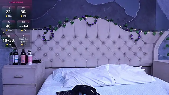 AmberGreyy  online show from March 2026 12:49:01 PM