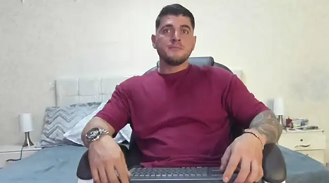 Teilor Creed online show from March 2025 07:15:02 PM