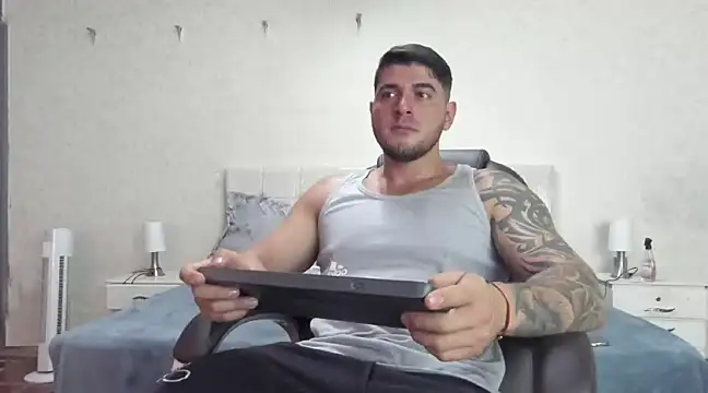 Teilor Creed online show from March 2025 08:27:01 PM