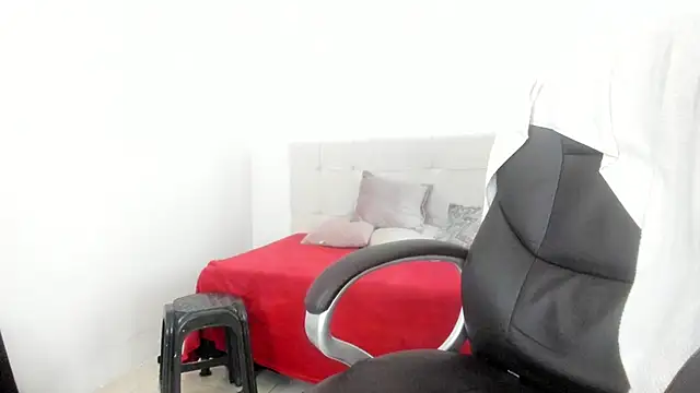 Teilor Creed online show from September 2025 07:36:01 PM